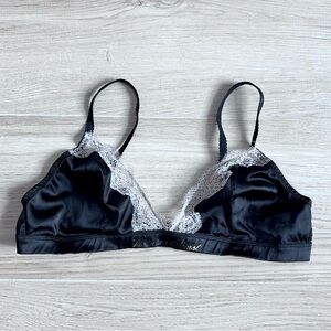 Victoria's Secret Black and White Lace Bra